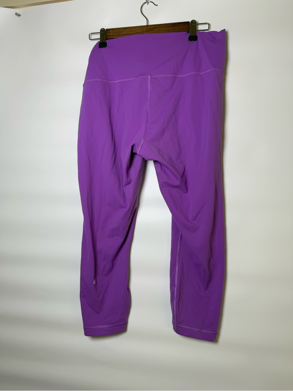 Lululemon Wunder Train High Rise Crop Yoga Pilates Balletcore Size 16 Plus - Picture 4 of 6